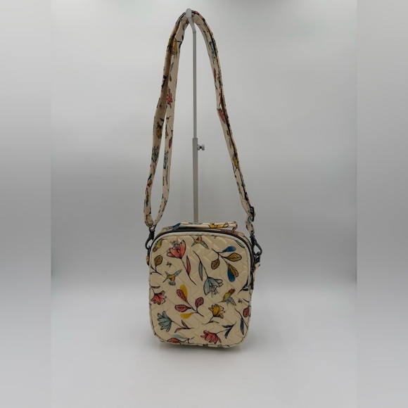 Lug Skeeter Convertible Crossbody in Hummingbird Floral - Picture 2 of 9